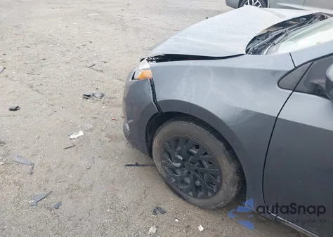 2017 Toyota Corolla Le из США, поврежденный, VIN 2T1BURHE3HC854726